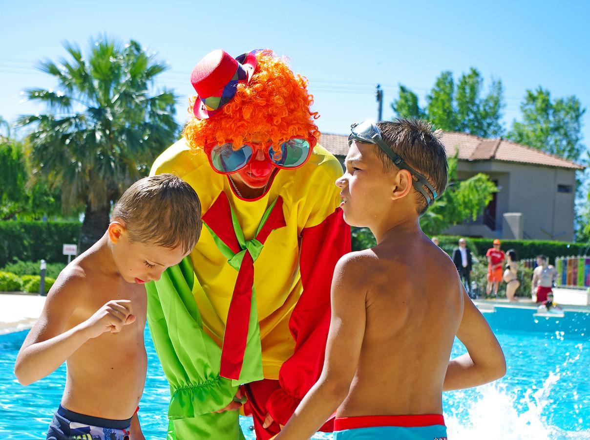 Cronwell Platamon Resort All-Inclusive 客房 照片