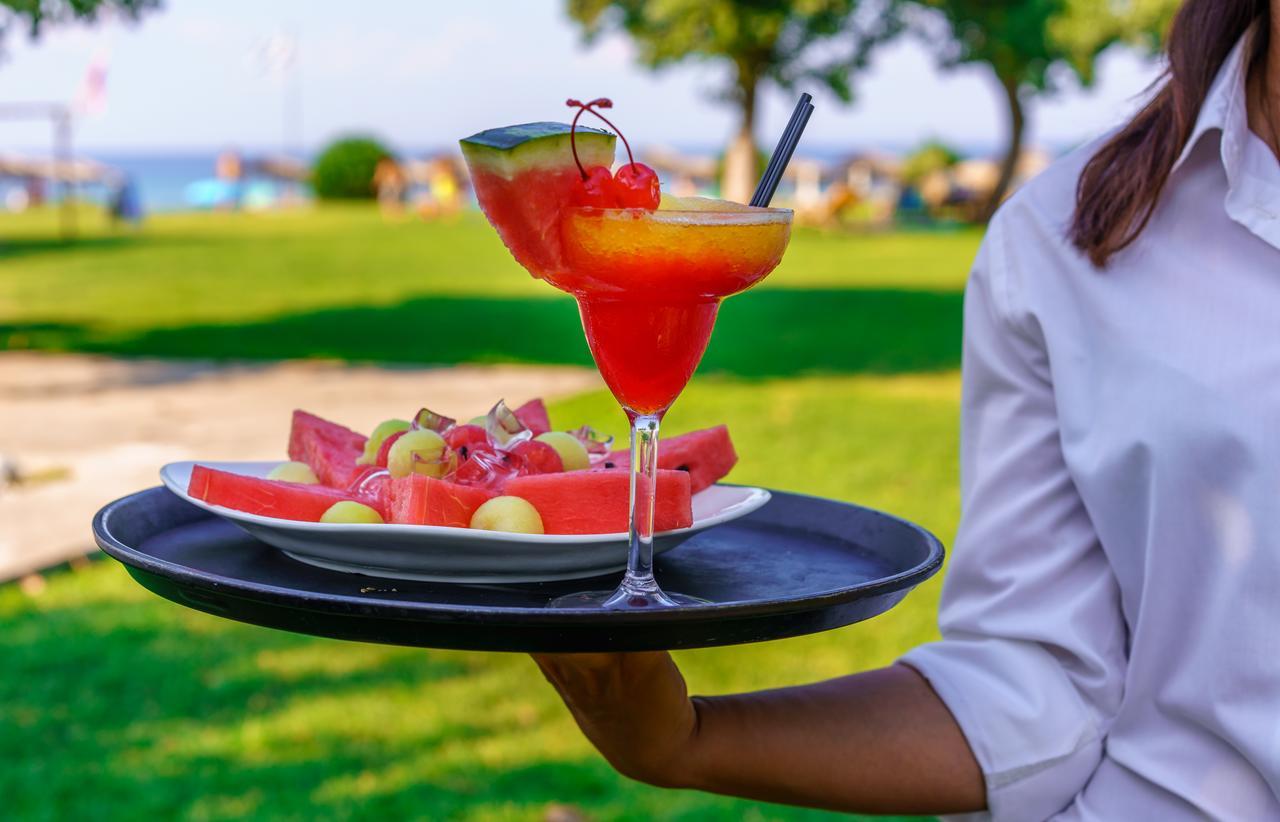 Cronwell Platamon Resort All-Inclusive 外观 照片