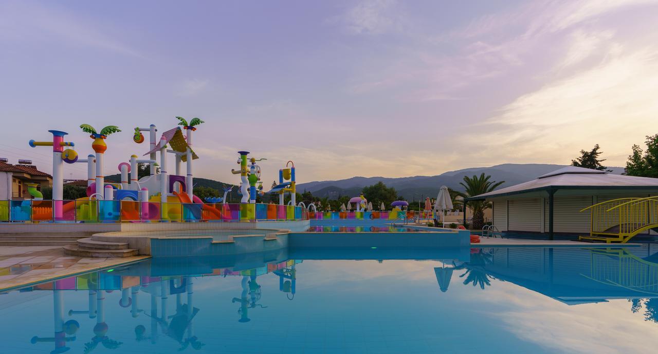 Cronwell Platamon Resort All-Inclusive 外观 照片