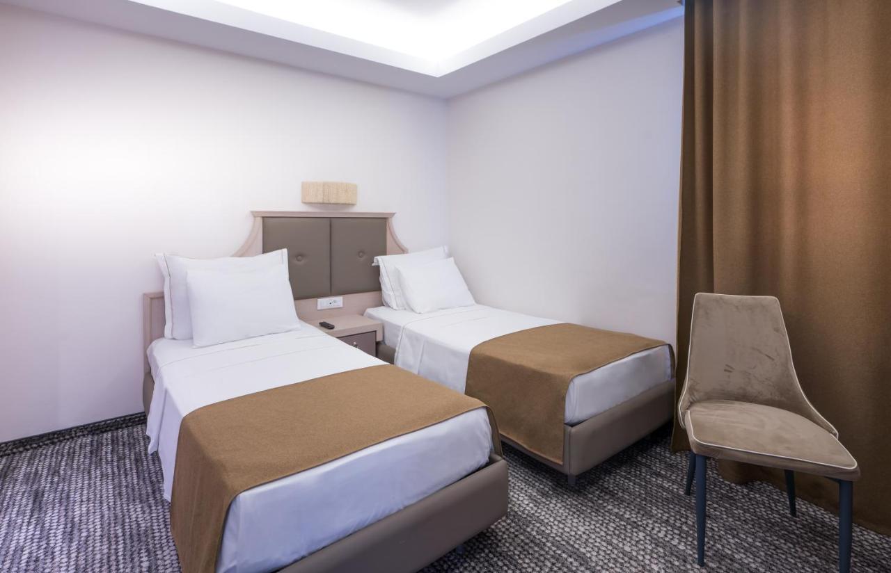 Cronwell Platamon Resort All-Inclusive 外观 照片