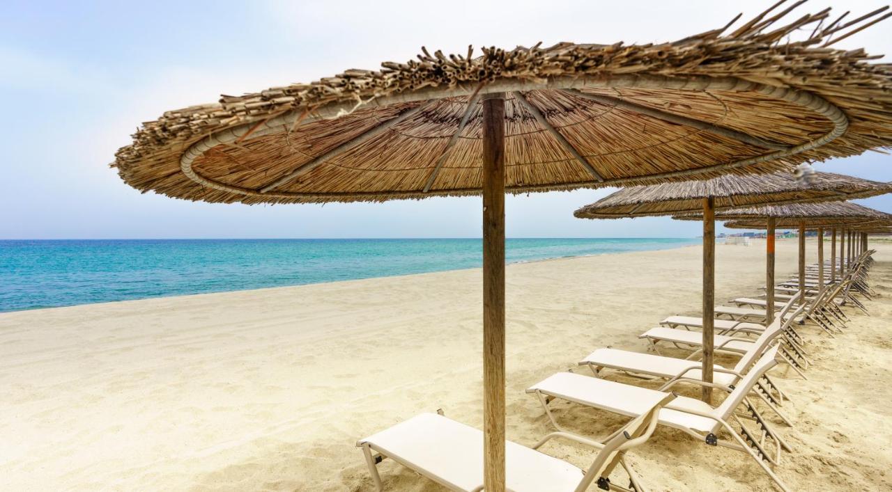 Cronwell Platamon Resort All-Inclusive 外观 照片